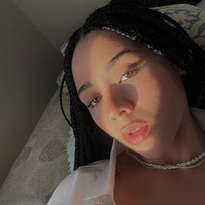 Meet your Posher, Gina alexandra